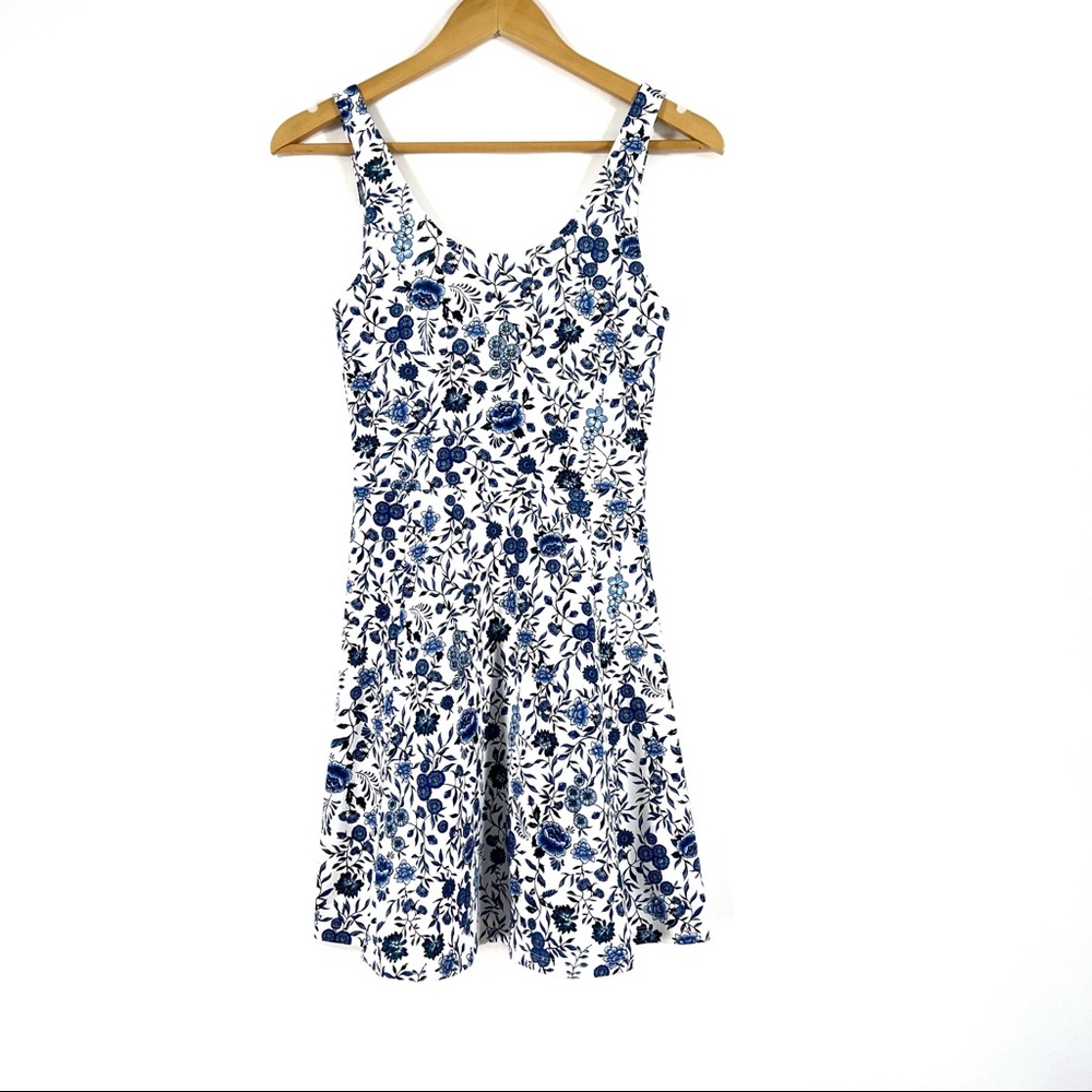 Divided Size 4/Small White w/ Blue Floral Skater Dress